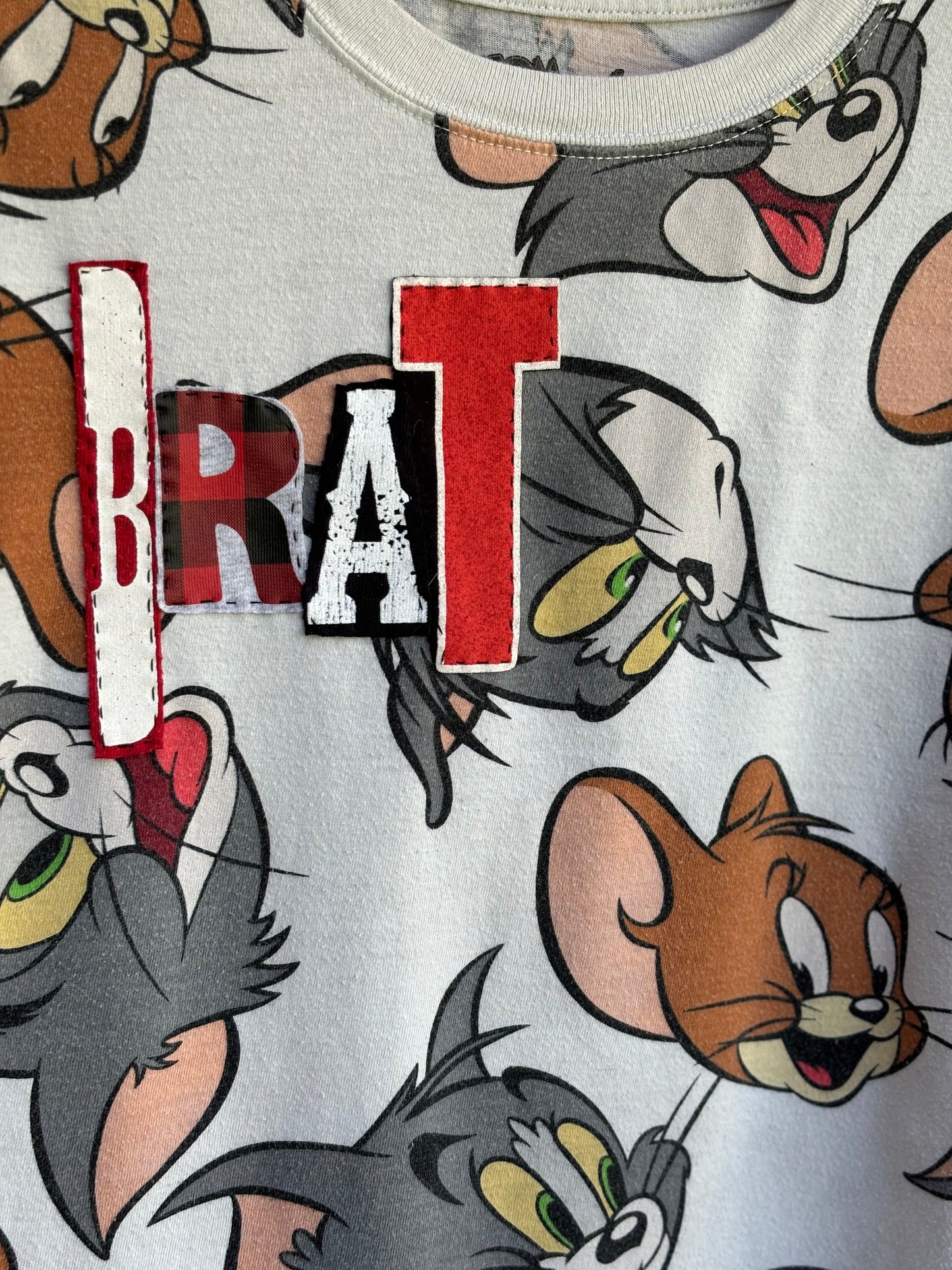 Tom & Jerry Brat Tee - White (M)