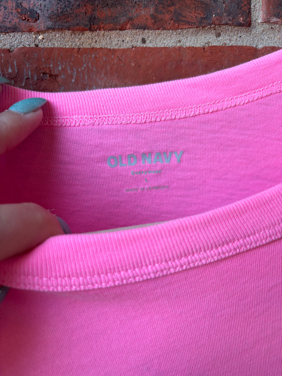 Momentum Tee - (Pink L)