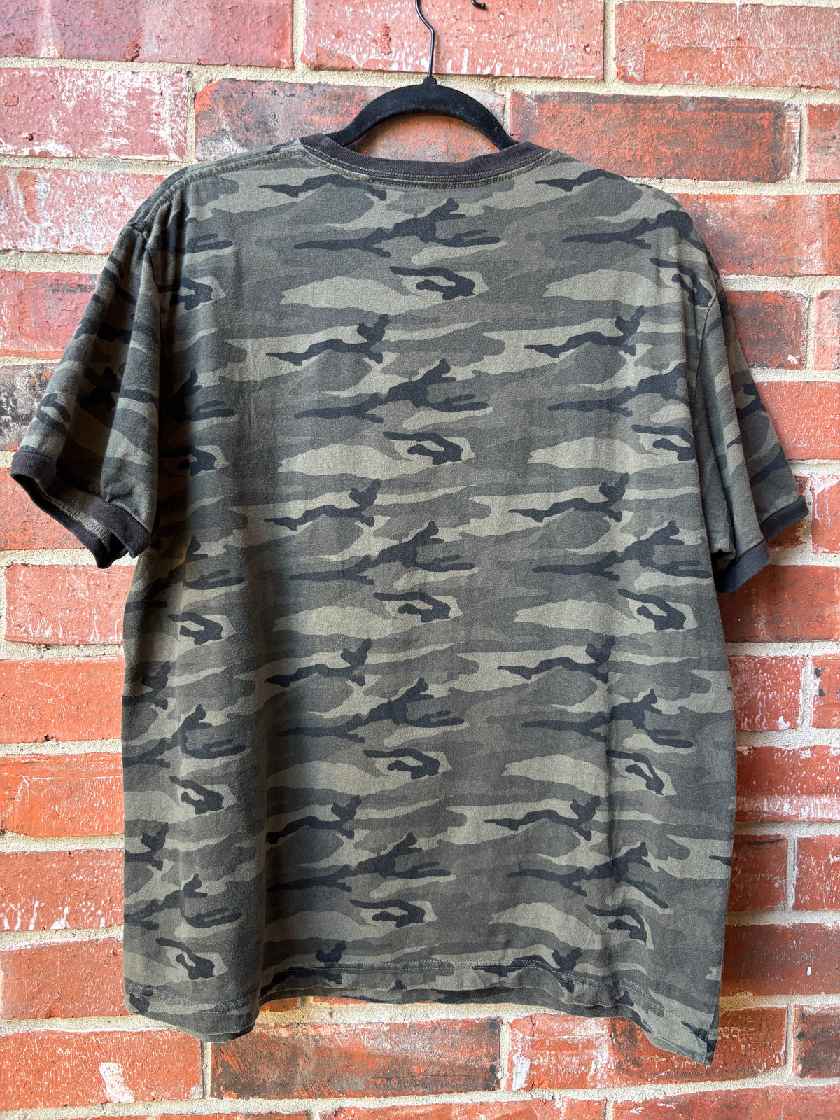 Lost Tee - (Camo L)