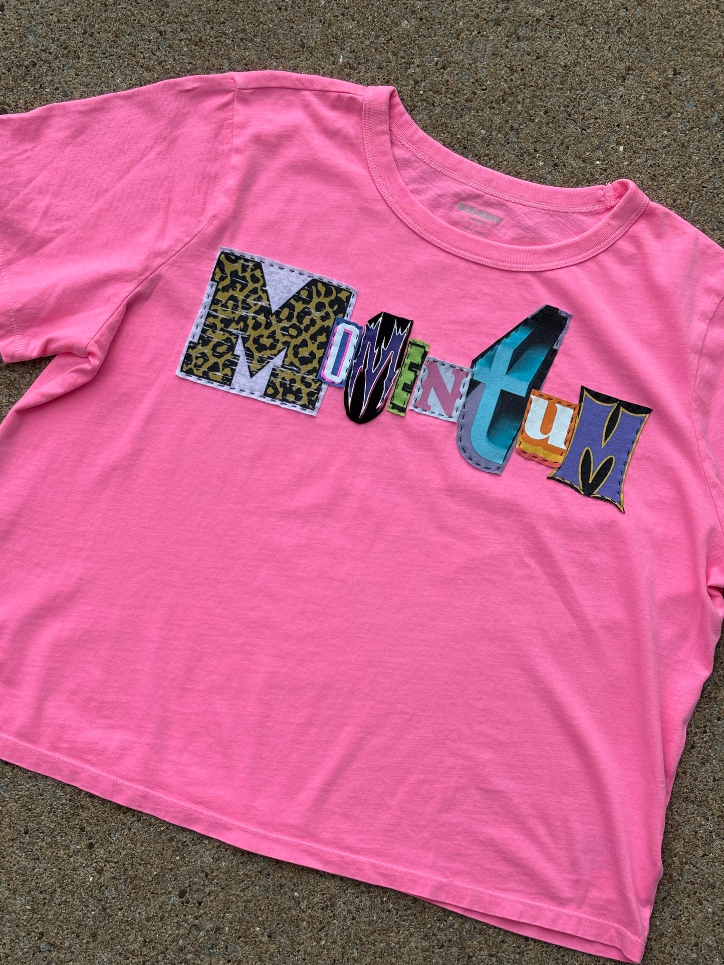 Momentum Tee - (Pink L)